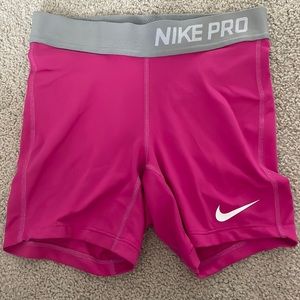 hot pink nike pros